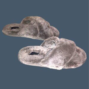 RACHEL- WOMENS GREY FURRY SLIPPERS SIZE 7-8